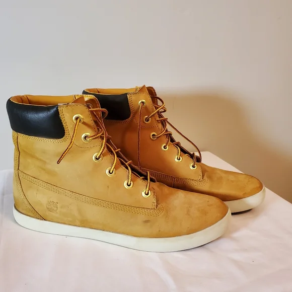 TIMBERLAND Women's Tan Nubuck Leather Work Boot Size 11 - Picture 1 of 14